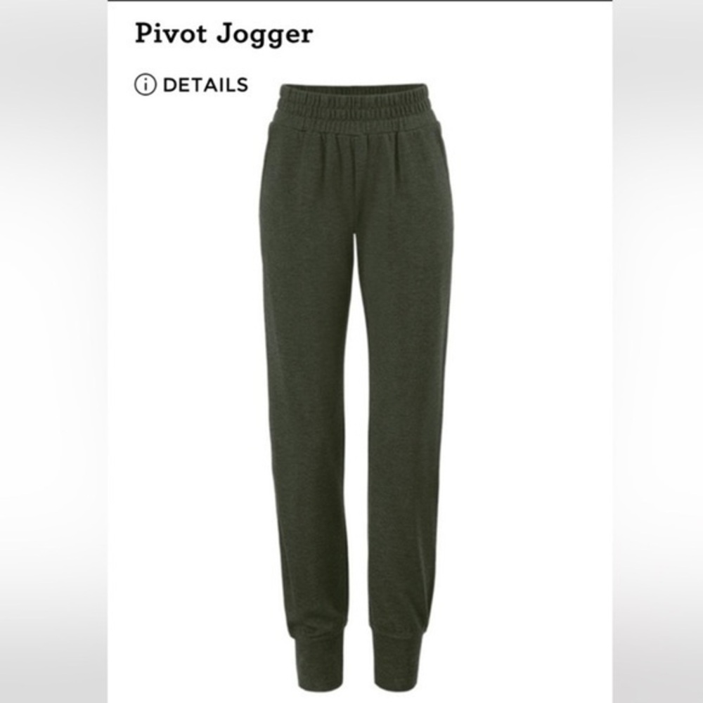 Cabi pivot green pull on joggers
